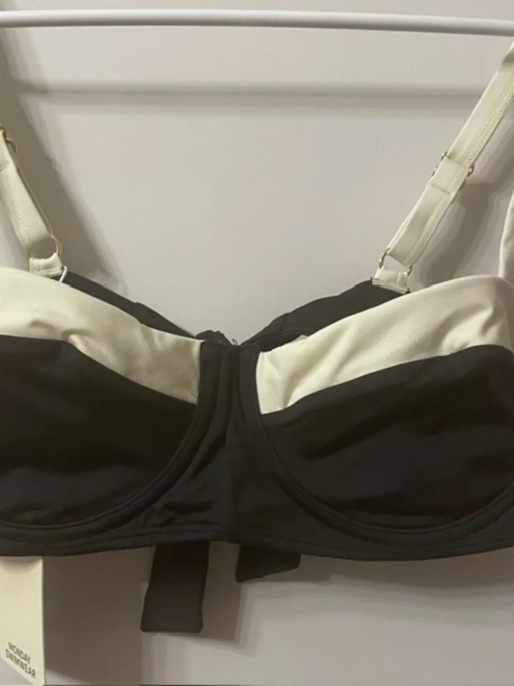 NWT Monday Swimwear Clovelly Bikini Top Black Ivory Size Large - Picture 8 of 12